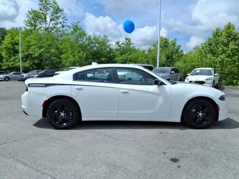 Used 2023 Dodge Charger SXT RWD image 16