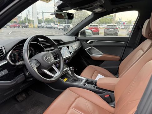 Used 2024 Audi Q3 2.0T Premium Plus w/ Premium Plus Package AWD/4WD image 5