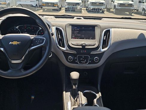 Certified 2024 Chevrolet Equinox LS w/ LS Convenience Package FWD image 12