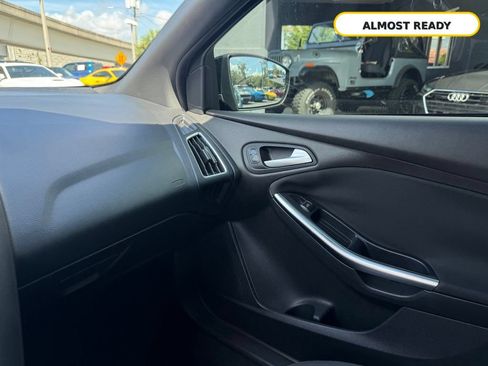 Used 2017 Ford Focus ST FWD image 14