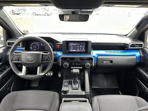 Used 2024 Toyota Tacoma TRD Sport AWD/4WD image 29