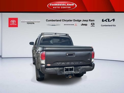 Used 2021 Toyota Tacoma TRD Sport w/ TRD Premium Sport Package image 7