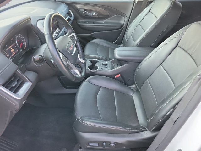 Used 2024 GMC Terrain SLT AWD/4WD image 10
