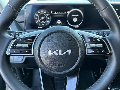 Used 2024 Kia Seltos EX FWD image 23
