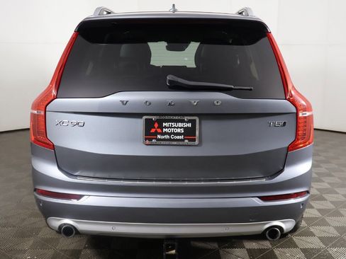 Used 2018 Volvo XC90 T5 Momentum w/ Convenience Package image 14
