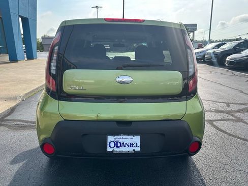 Used 2014 Kia Soul FWD image 6