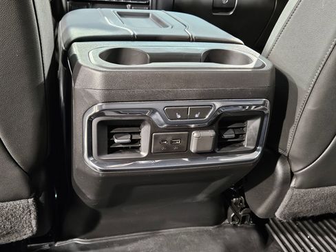Used 2020 GMC Sierra 1500 SLT w/ SLT Premium Plus Package AWD/4WD image 38