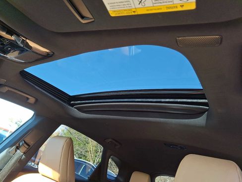 Used 2024 Lexus RX 350 Premium image 9