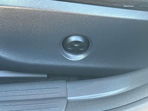 Used 2016 Mercedes-Benz CLA 250 image 48