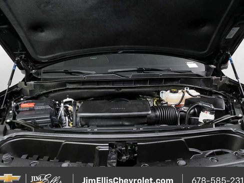 Certified 2025 GMC Yukon XL Denali Ultimate AWD/4WD image 37