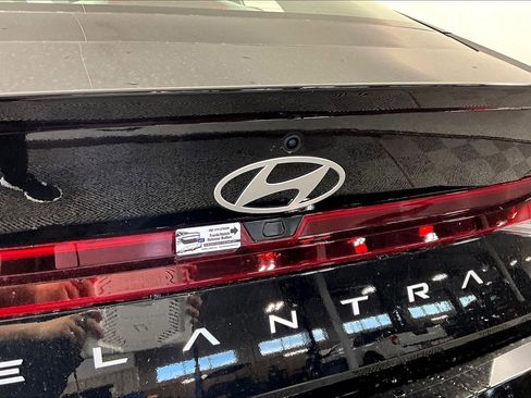 New 2026 Hyundai Elantra Sport FWD image 13