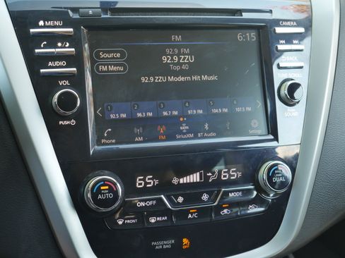 Used 2019 Nissan Murano S AWD/4WD image 9