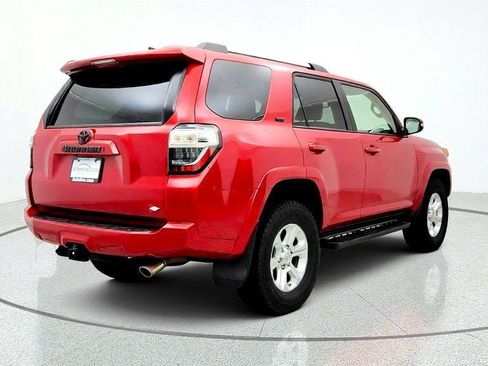 Used 2021 Toyota 4Runner SR5 Premium w/ Moonroof Package AWD/4WD image 5