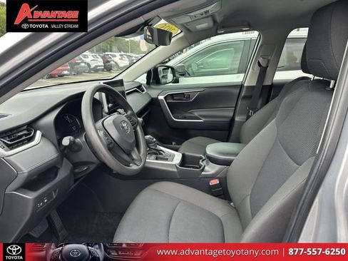 Used 2025 Toyota RAV4 LE FWD image 19