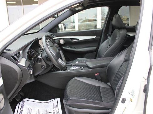 Used 2022 INFINITI QX50 Autograph image 11