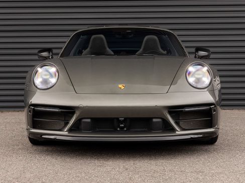 Certified 2024 Porsche 911 Targa 4 GTS AWD/4WD image 7