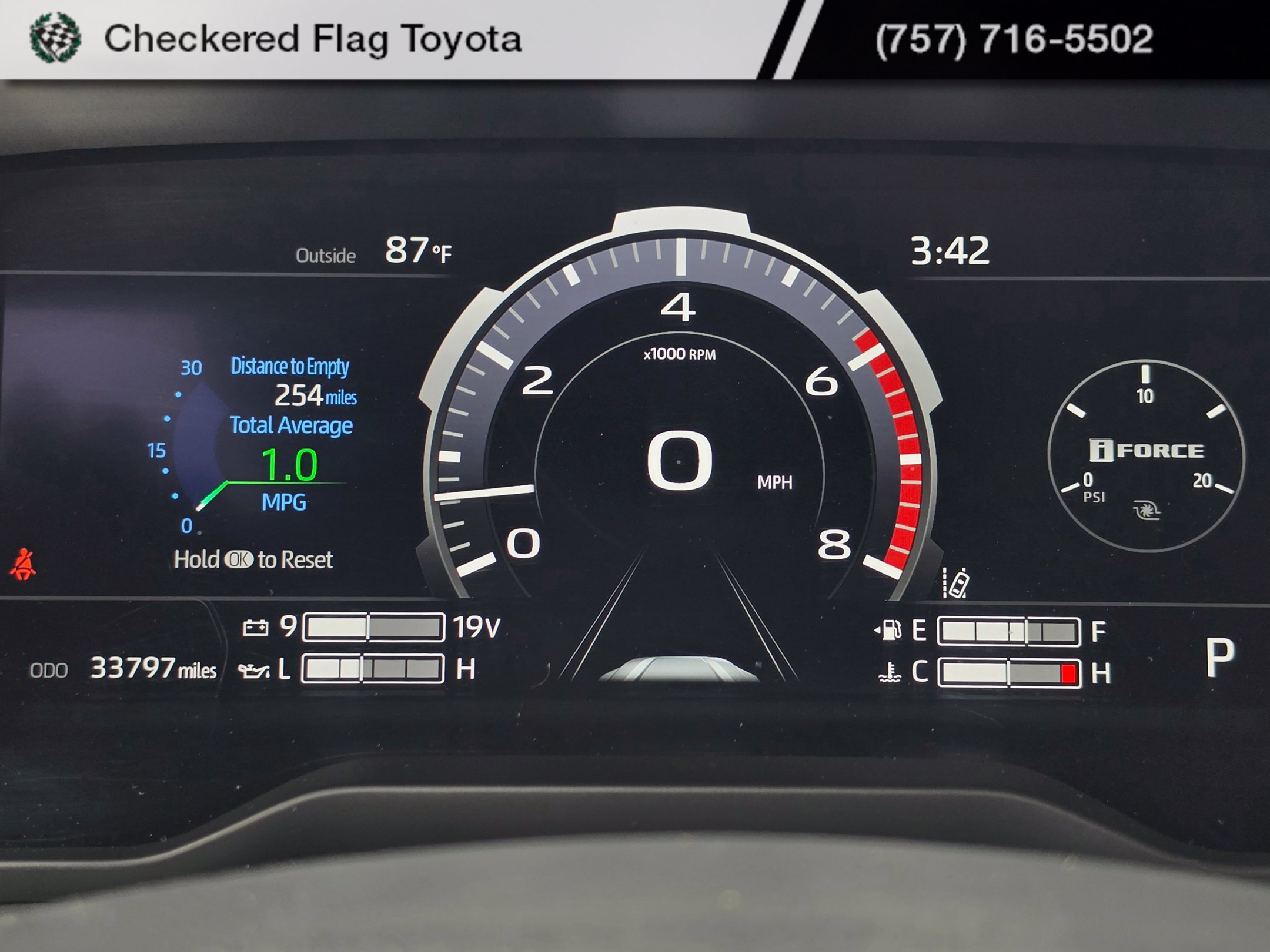 Used 2024 Toyota Tundra Limited AWD/4WD image 18