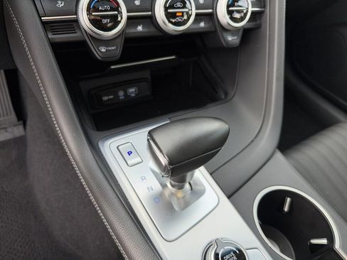 Used 2019 Genesis G70 2.0T Advanced w/ Elite Package image 9