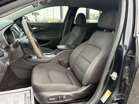 Used 2016 Chevrolet Malibu LT FWD image 18