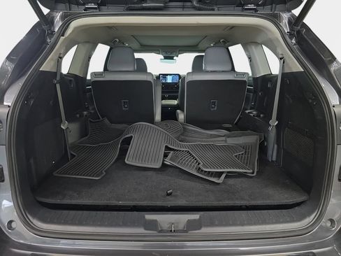 Used 2021 Toyota Highlander Platinum AWD/4WD image 30