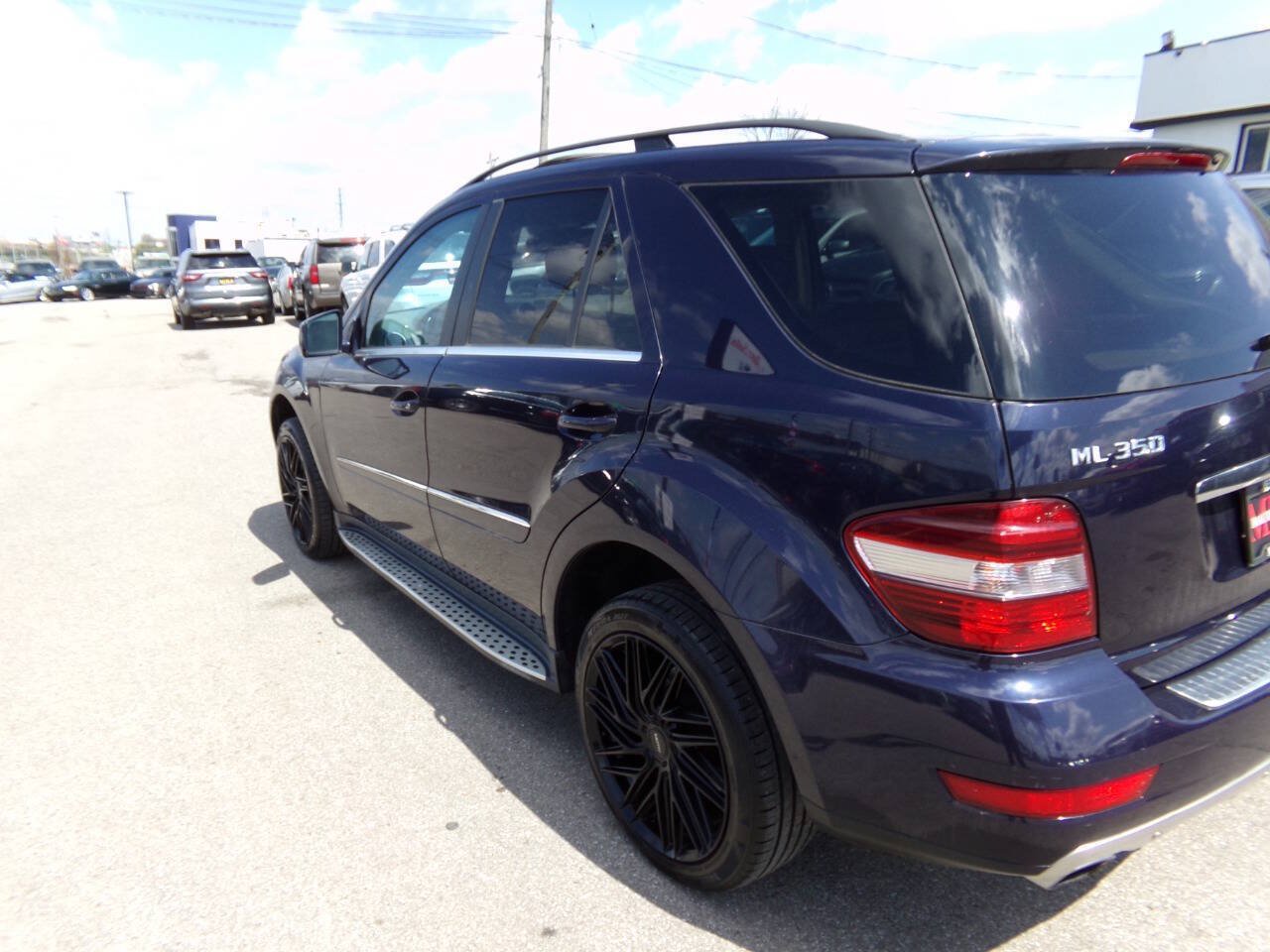Used 2011 Mercedes-Benz ML 350 4MATIC image 36