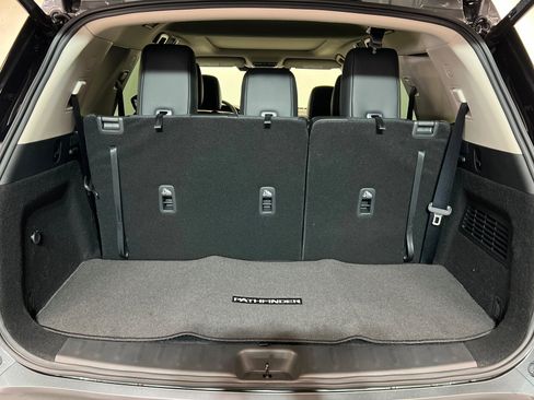 New 2026 Nissan Pathfinder SL image 23