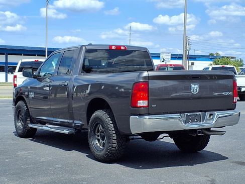 Used 2019 RAM 1500 Tradesman w/ Chrome Appearance Group AWD/4WD image 4