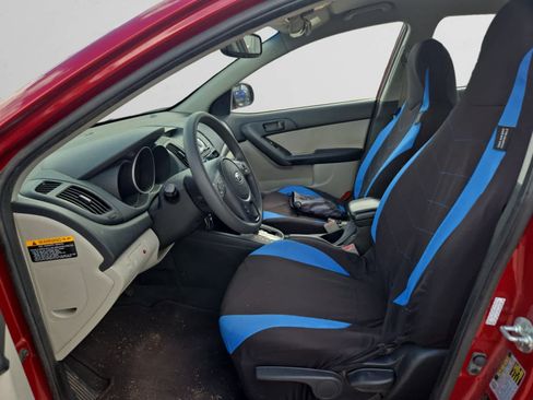 Used 2010 Kia Forte EX image 9