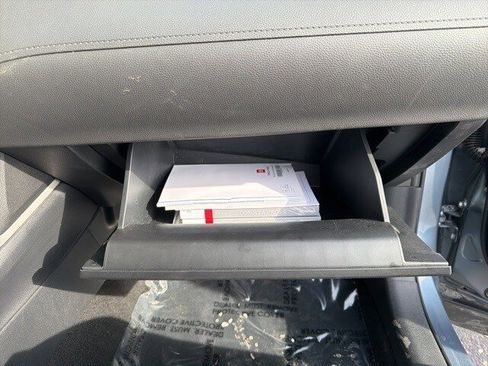 Used 2024 Toyota Corolla Cross LE image 42