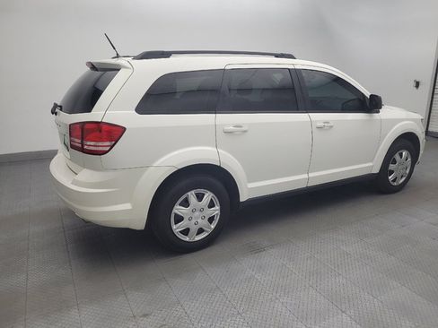 Used 2019 Dodge Journey SE FWD image 10