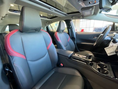 New 2026 Toyota Prius Plug-In Hybrid image 15