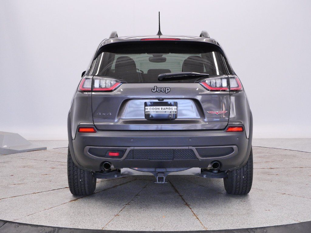 Used 2019 Jeep Cherokee Trailhawk w/ Cold Weather Group AWD/4WD image 4