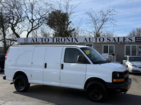Used 2012 Chevrolet Express 2500 RWD image 1
