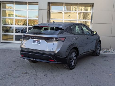 Used 2023 Nissan Ariya AWD image 8