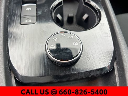 Used 2023 Nissan Rogue S AWD/4WD image 22