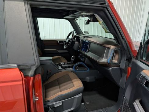 Used 2022 Ford Bronco Outer Banks AWD/4WD image 26