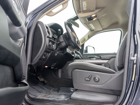 Used 2020 RAM 1500 Big Horn image 12