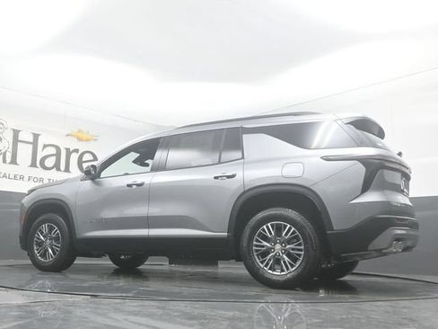 New 2026 Chevrolet Traverse LT w/ LPO, Floor Liner Package FWD image 34