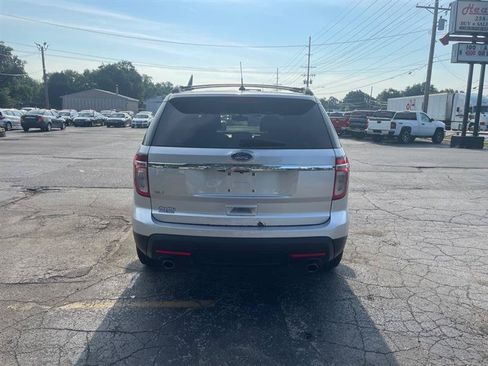 Used 2011 Ford Explorer XLT w/ 201A Rapid Spec Order Code FWD image 6