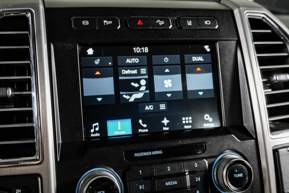 Used 2017 Ford F350 Platinum w/ Platinum Ultimate Package AWD/4WD image 29