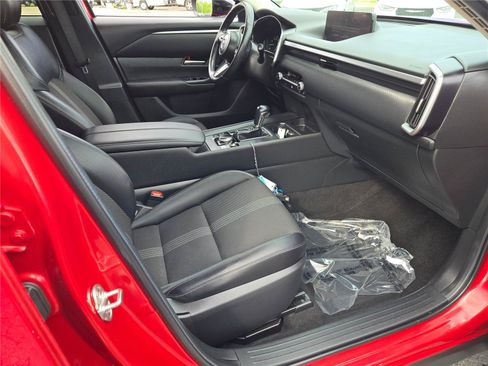 Used 2024 MAZDA CX-50 AWD 2.5 S w/ Preferred Package image 7