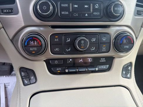 Used 2017 GMC Yukon XL Denali AWD/4WD image 21