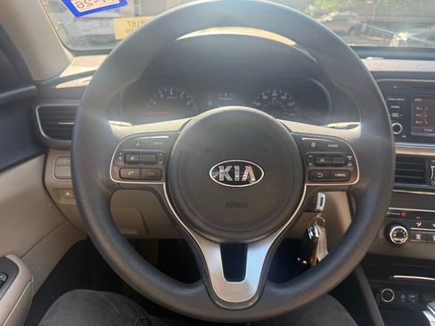 Used 2016 Kia Optima LX FWD image 11