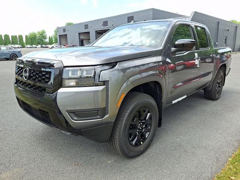 New 2026 Nissan Frontier SV w/ SV Convenience Package AWD/4WD image 3