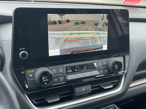 Used 2025 Toyota Grand Highlander FWD image 20