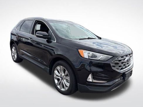 Used 2019 Ford Edge Titanium AWD/4WD image 3
