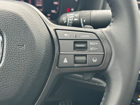 Used 2025 Honda Accord Sport image 28