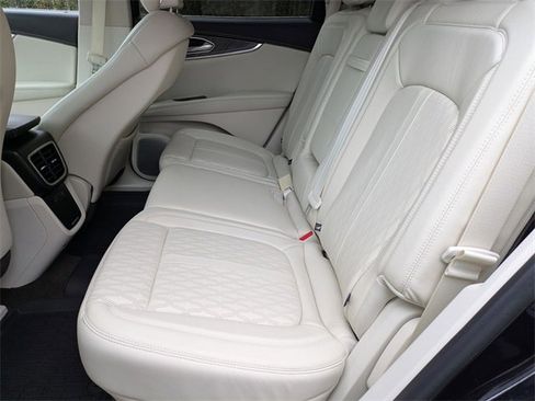 Used 2019 Lincoln Nautilus Black Label image 26