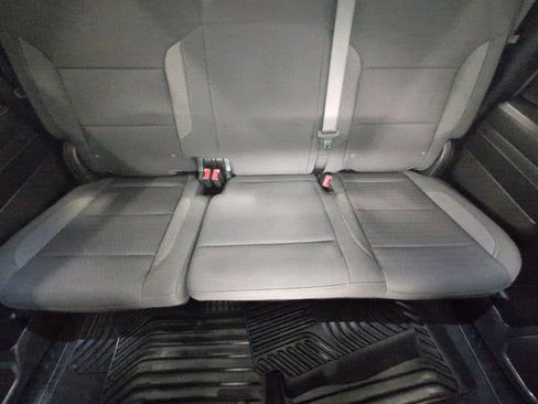 Used 2024 Chevrolet Silverado 1500 LT AWD/4WD image 23