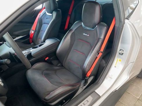 Used 2019 Chevrolet Camaro ZL1 image 53